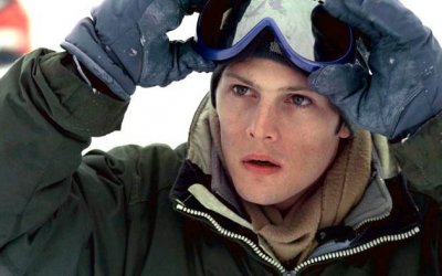 Snowboarder