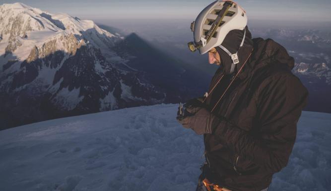 Encordés, 200 dans le regard des guides de Chamonix