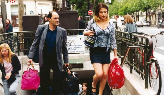 Une femme de ménage