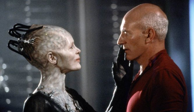 Star Trek premier contact