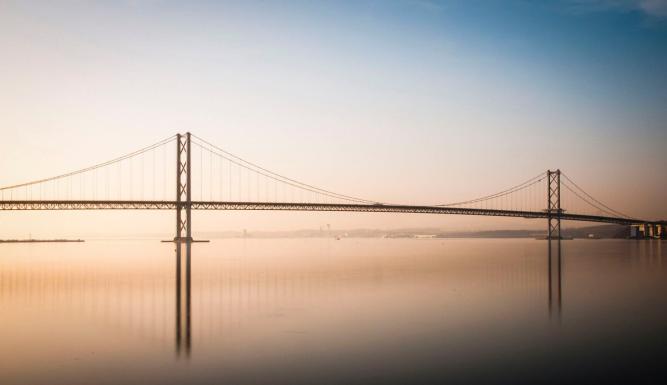 Entre deux rives : un monde de ponts